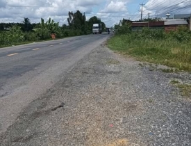 ban-nhanh-lo-dat-mat-tien-quoc-lo-62